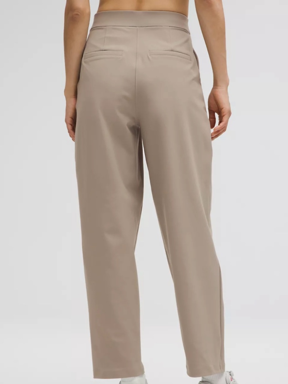 Lululemon Daydrift High-Rise Tapered Trouser Short - Picture 2 of 4